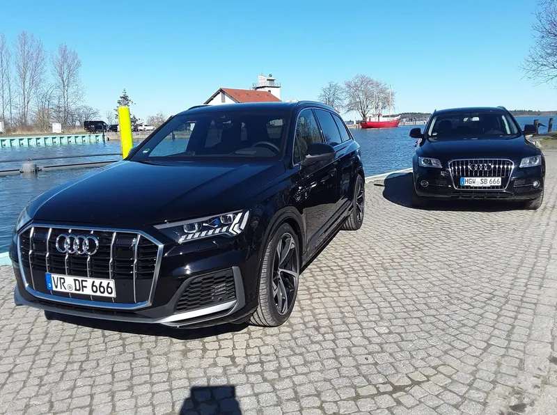 Audi Q3 (Schaltgetriebe) – Ausbildungsfahrzeug der Fahrschule Bergau in Greifswald